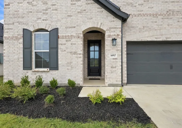 Photo 2 of Single family home for sale at 16917 Leatherflower Blvd, Justin, TX 76247 | MLS# 21383788 | Listing updated on 2026-10-01