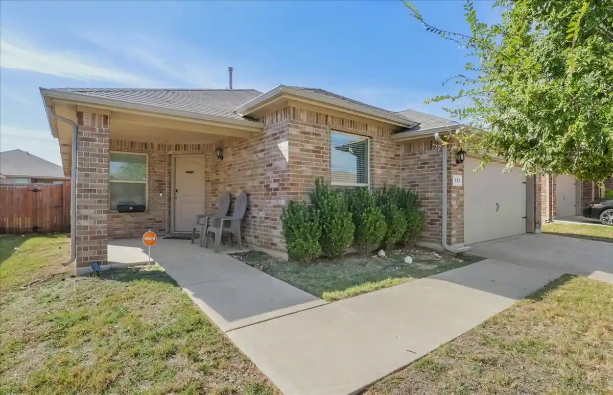 Photo 1 of Single family home for sale at 732 Watson Way, Crowley, TX 76036 | MLS# 21400555 | Listing updated on 2026-10-27