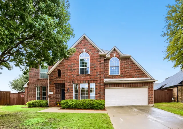 Photo 3 of Single family home for sale at 11485 Old Works Dr, Frisco, TX 75035 | MLS# 21383734 | Listing updated on 2026-10-06