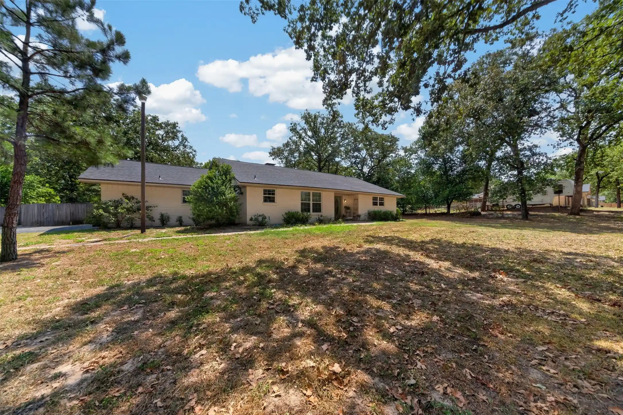 Photo 1 of Sale Pending at 6969 Fm 2494, Athens, TX 75751 | MLS# 21399313 | Listing updated on 2026-10-26