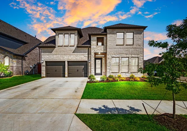 Single family home for sale at 8933 Athens Dr, Argyle, TX 76226 | MLS# 21400670