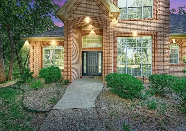 Photo 3 of Single family home for sale at 1090 Riley Rd, Whitesboro, TX 76273 | MLS# 21391366 | Listing updated on 2026-10-01