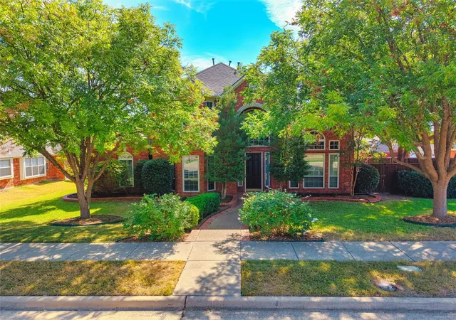 Photo 3 of Single family home for sale at 500 Overhill Dr, Allen, TX 75013 | MLS# 21377989 | Listing updated on 2026-10-03