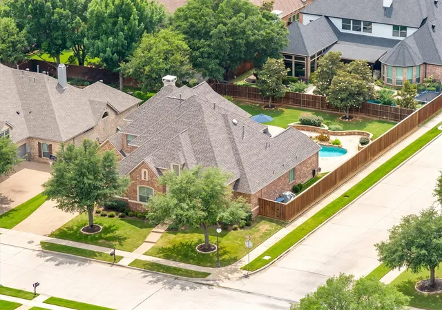 Photo 2 of Single family home for sale at 5209 Saddle Dr, Flower Mound, TX 75028 | MLS# 21375948 | Listing updated on 2026-10-08