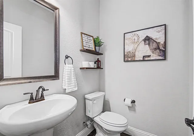 Photo 4 of Single family home for sale at 1025 Whitetail Ct, Joshua, TX 76058 | MLS# 21385467 | Listing updated on 2026-10-01
