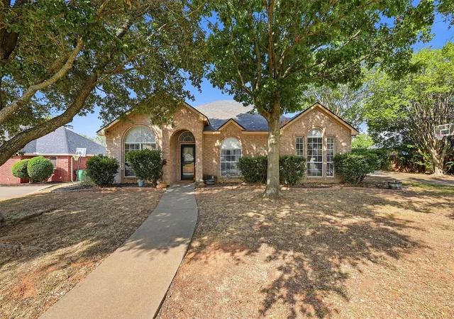 Photo 1 of Single family home for sale at 118 Ginger Dr, Pottsboro, TX 75076 | MLS# 21399104 | Listing updated on 2026-10-01