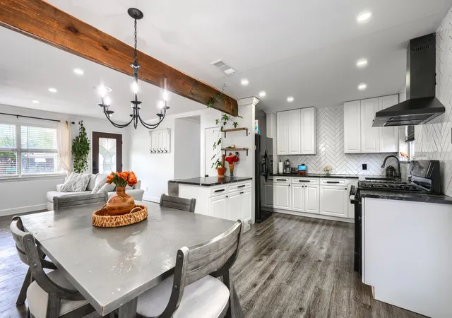 Photo 1 of Single family home for sale at 4413 Hyde Park Dr, Mesquite, TX 75150 | MLS# 21400690 | Listing updated on 2026-10-04