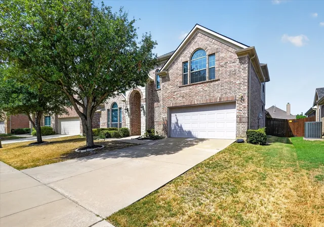 Photo 1 of Single family home for sale at 2409 Lakebend Dr, Little Elm, TX 75068 | MLS# 21400761 | Listing updated on 2026-10-04