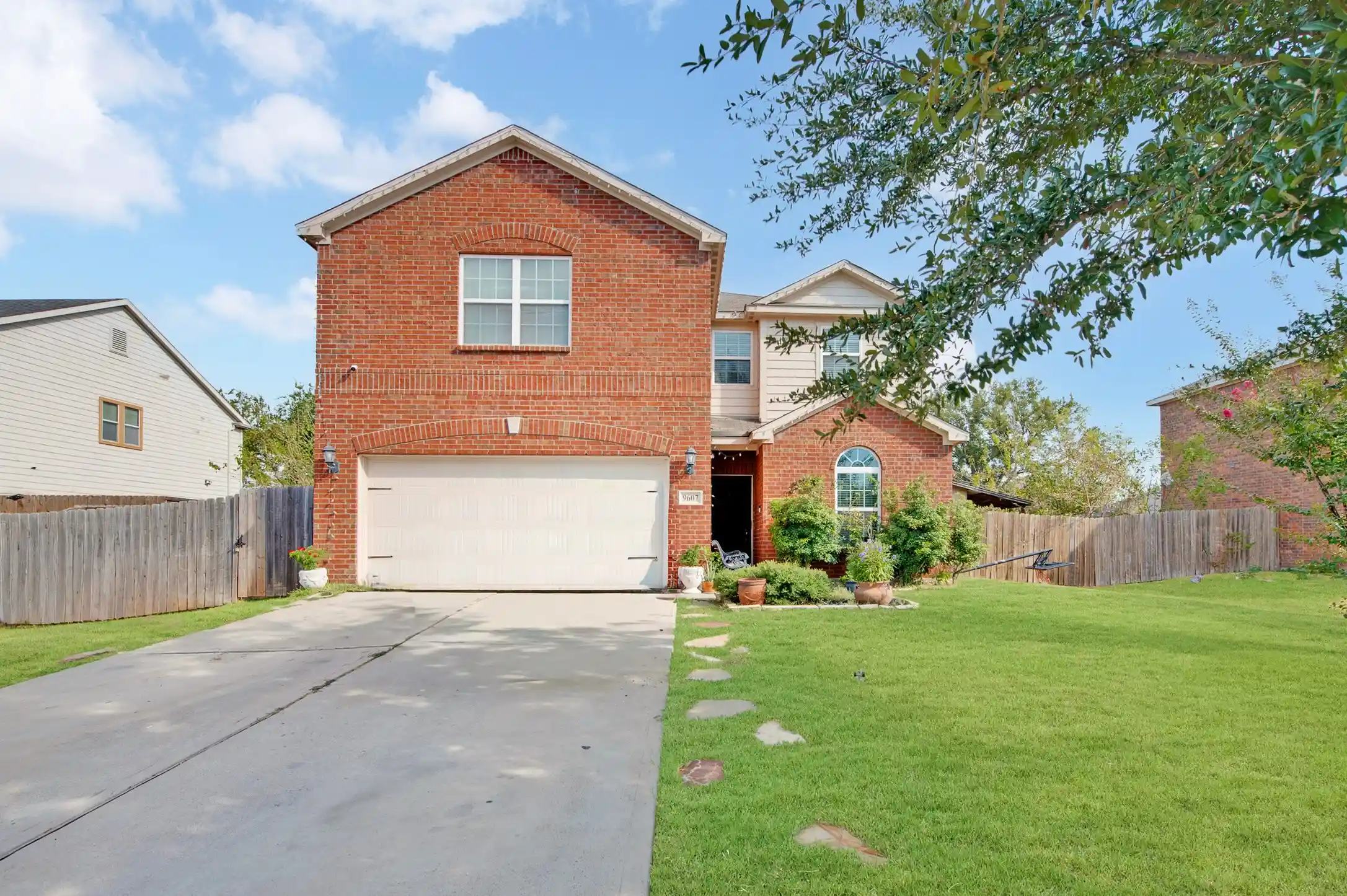 Photo 1 of Single family home for sale at 9607 Windridge Way, Dallas, TX 75217 | MLS# 21400409 | Listing updated on 2026-10-28
