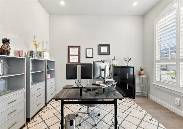 Photo 2 of Single family home for sale at 9308 Pecan Woods Trl, Argyle, TX 76226 | MLS# 21397678 | Listing updated on 2026-10-10