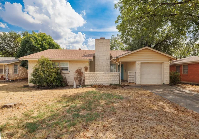 Single family home for sale at 3181 Columbia Dr, Abilene, TX 79605 | MLS# 21393070