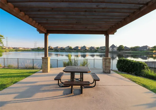 Photo 39 of Single family home for sale at 14225 Spitfire Trl, Roanoke, TX 76262 | MLS# 21397230 | Listing updated on 2026-10-10
