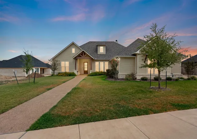 Photo 1 of Single family home for sale at 11003 Denali Dr, Woodway, TX 76712 | MLS# 21400442 | Listing updated on 2026-10-01