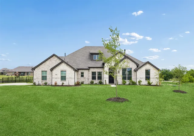 Photo 2 of Single family home for sale at 6608 Woodley Ct, Forney, TX 75126 | MLS# 21394299 | Listing updated on 2026-10-01