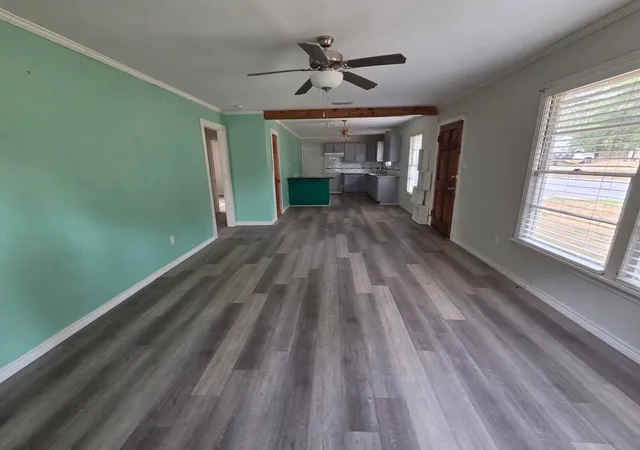 Photo 4 of Single family home for sale at 1007 N Montgomery St, Gilmer, TX 75644 | MLS# 21400353 | Listing updated on 2026-10-08