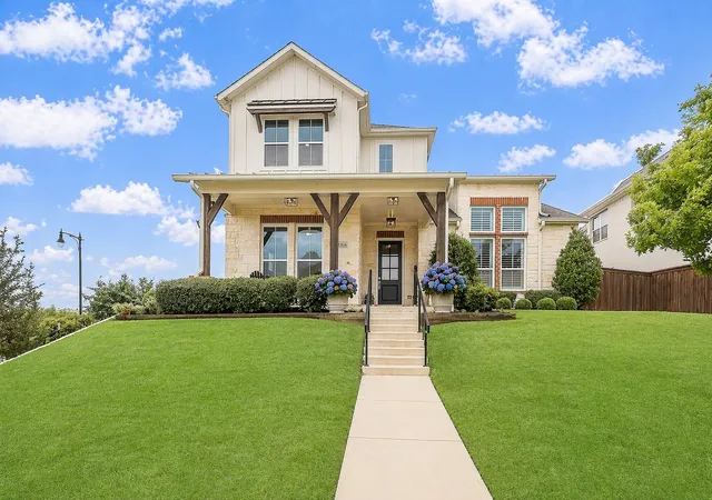 Photo 1 of Single family home for sale at 13616 Walsh Ave, Aledo, TX 76008 | MLS# 21400813 | Listing updated on 2026-10-08