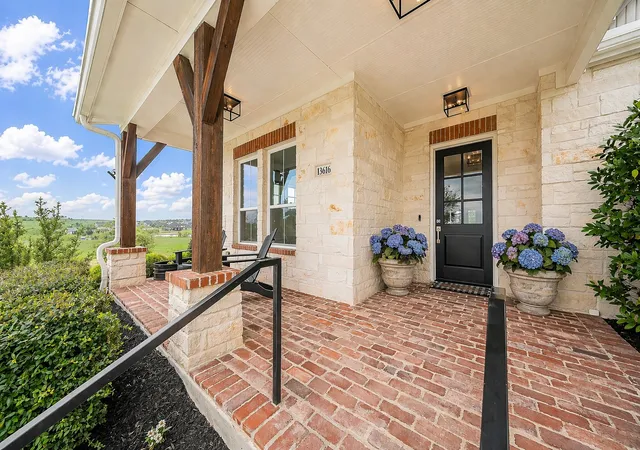Photo 3 of Single family home for sale at 13616 Walsh Ave, Aledo, TX 76008 | MLS# 21400813 | Listing updated on 2026-10-08