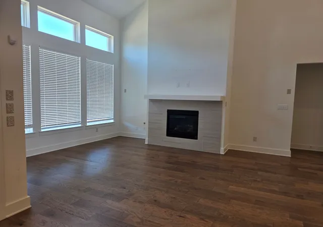 Photo 3 of Single family home for sale at 2009 Diamond Cvs, Mesquite, TX 75181 | MLS# 21400836 | Listing updated on 2026-10-01