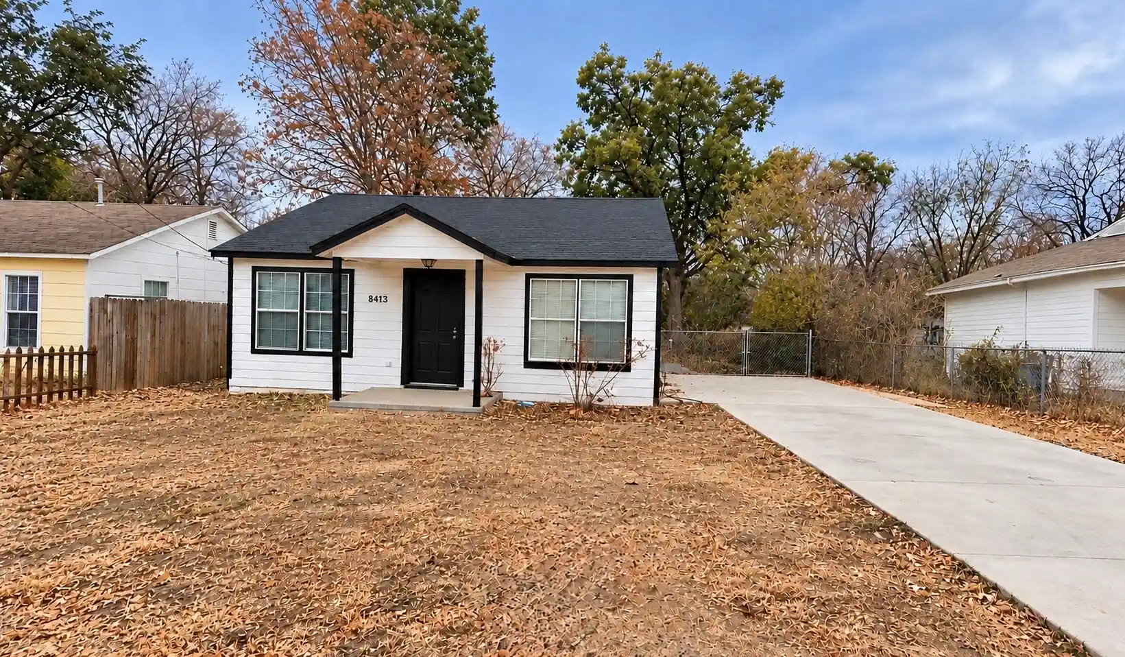 Photo 1 of Single family home for sale at 8413 White Settlement Rd, Fort Worth, TX 76108 | MLS# 21397705 | Listing updated on 2026-10-30