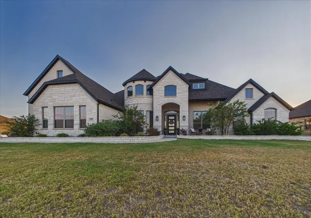 Photo 2 of Single family home for sale at 180 Settlement Ln, Rockwall, TX 75032 | MLS# 21393311 | Listing updated on 2026-10-07