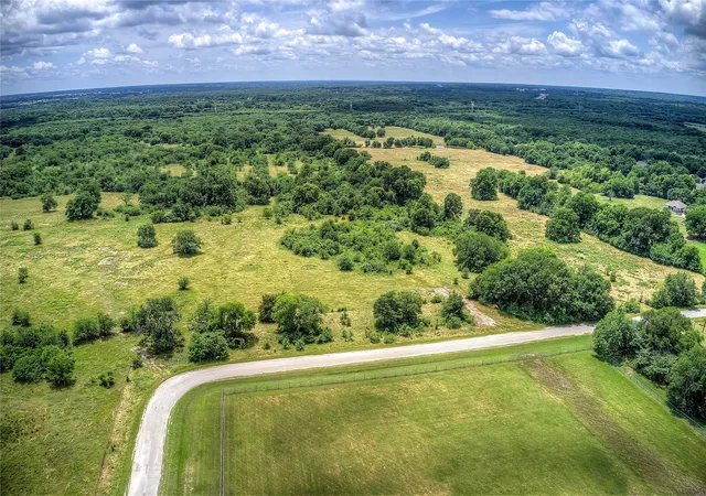 Photo 4 of Land for sale at Tbd Washington St, Commerce, TX 75428 | MLS# 21378736 | Listing updated on 2026-10-02