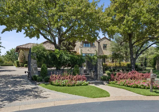 Photo 2 of Mansion for sale at 1208 Perdenalas Trl, Westlake, TX 76262 | MLS# 21373643 | Listing updated on 2026-10-02