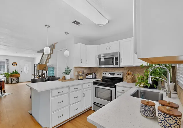 Photo 3 of Condo for sale at 617 Carriagehouse Ln #3, Garland, TX 75040 | MLS# 21400686 | Listing updated on 2026-10-02