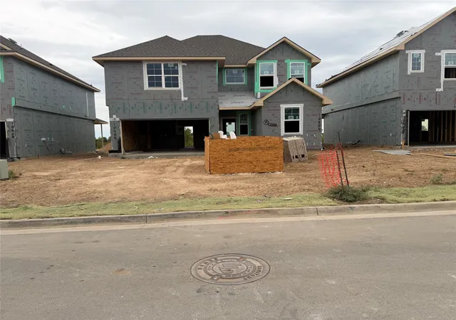 Photo 2 of Single family home for sale at 10404 Altair Dr, Waco, TX 76708 | MLS# 21392117 | Listing updated on 2026-10-03