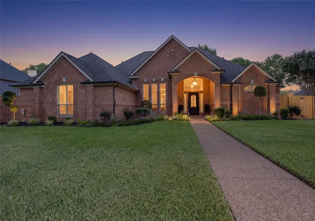 Photo 1 of Single family home for sale at 5601 Sycamore Dr, Colleyville, TX 76034 | MLS# 21399667 | Listing updated on 2026-10-07