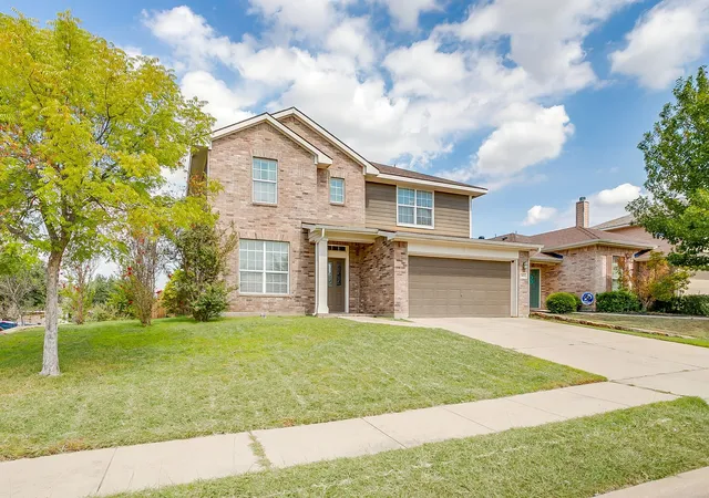 Photo 3 of Single family home for sale at 3601 Hudgins Ranch Rd, Roanoke, TX 76262 | MLS# 21397713 | Listing updated on 2026-10-10