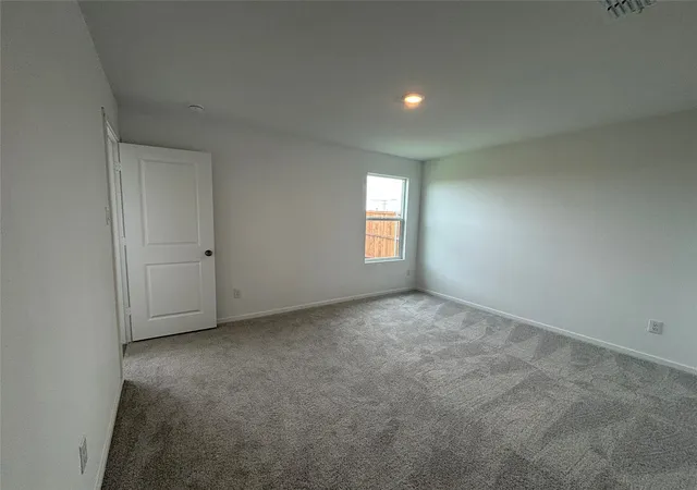 Photo 4 of Single family home for sale at 605 Kinglet Ln, Princeton, TX 75407 | MLS# 21400402 | Listing updated on 2026-10-07