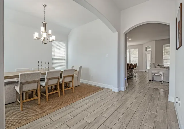 Photo 3 of Single family home for sale at 709 Winecup Way, Midlothian, TX 76065 | MLS# 21400587 | Listing updated on 2026-10-10