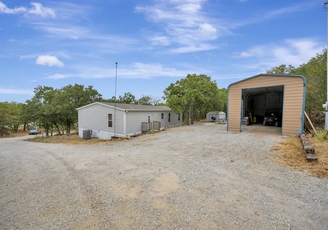 Photo 3 of Manufactured home for sale at 445 Lakeside Dr, Bowie, TX 76230 | MLS# 21397787 | Listing updated on 2026-10-03