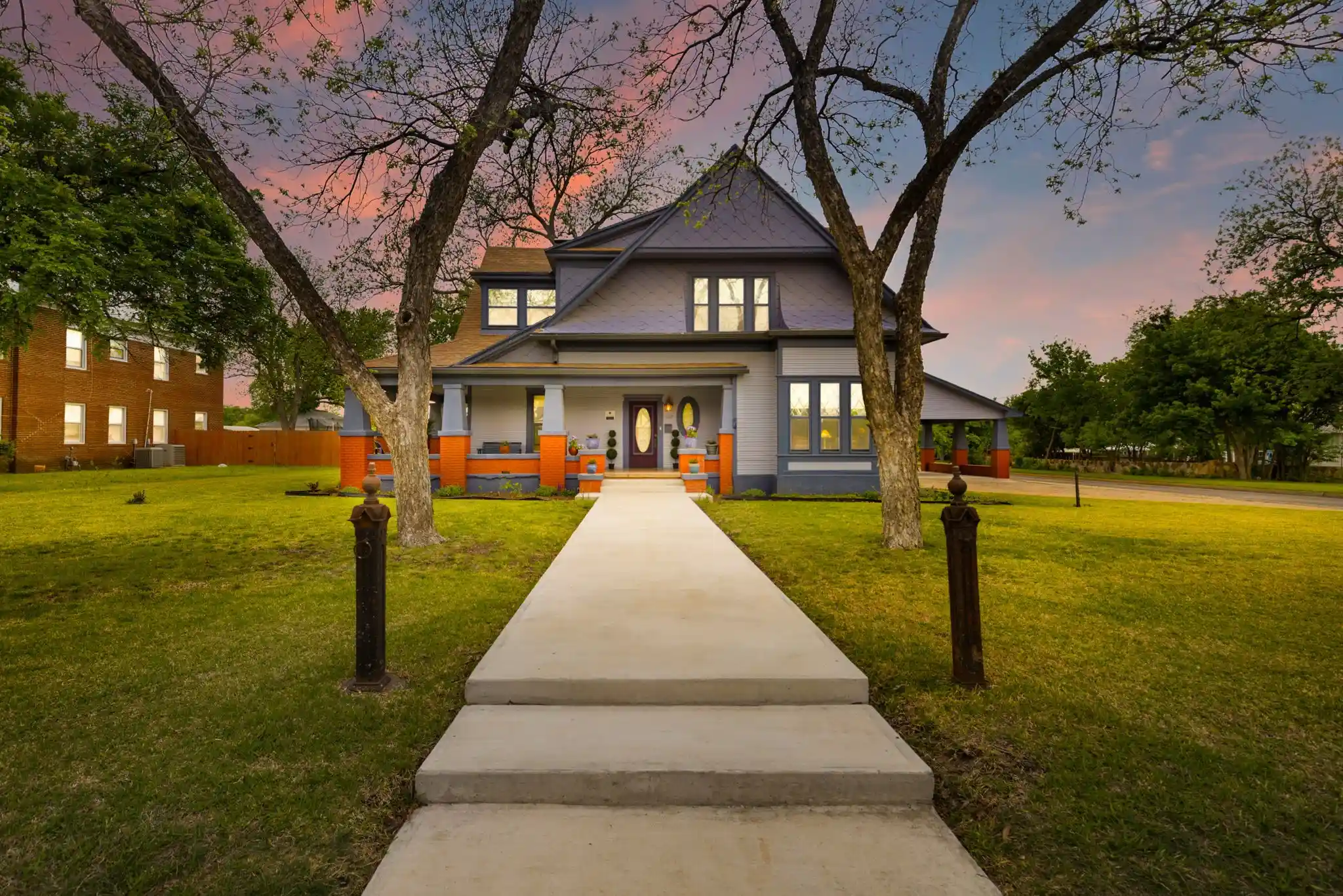Single family home for sale at 1102 S College St, Brady, TX 76825 | MLS# 21401070