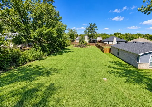 Land for sale at 2413 Miller St, Denison, TX 75020 | MLS# 21401137