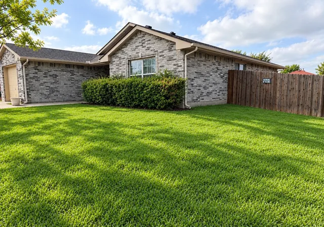Photo 3 of Single family home for sale at 1605 Canary Is Ct, Dallas, TX 75217 | MLS# 21401149 | Listing updated on 2026-10-02