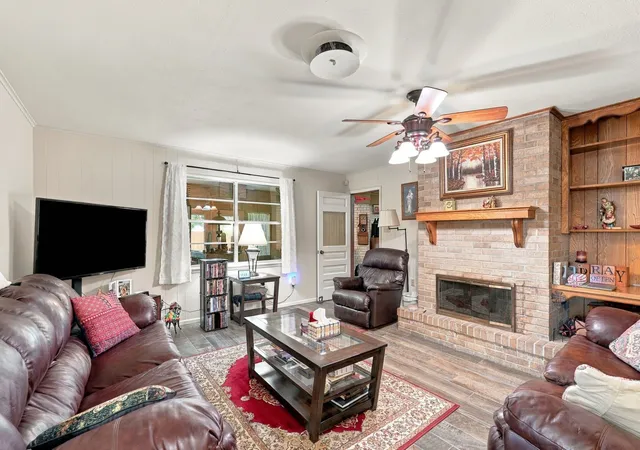 Photo 3 of Single family home for sale at 4333 Caprock Rd, Abilene, TX 79606 | MLS# 21400427 | Listing updated on 2026-10-10