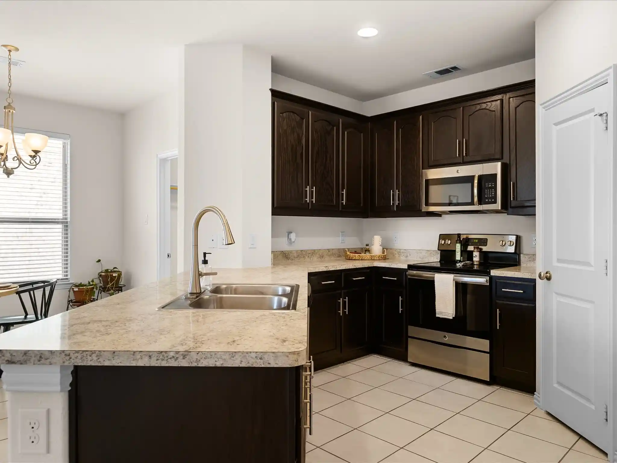 Photo 1 of Single family home for sale at 209 Emerald Crk Dr, Fort Worth, TX 76131 | MLS# 21401207 | Listing updated on 2026-10-30