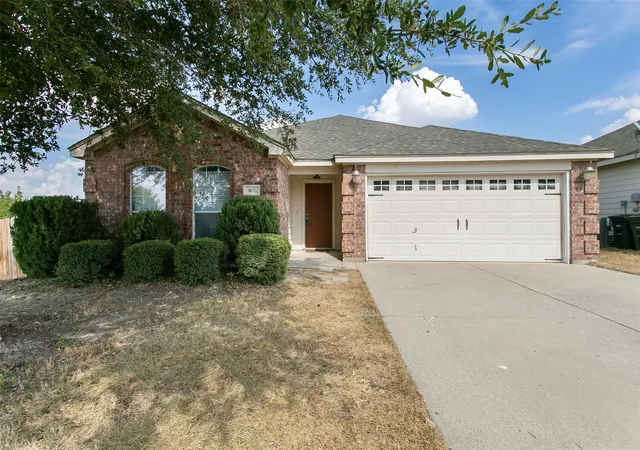 Photo 1 of Single family home for sale at 14032 Sand Hills Dr, Haslet, TX 76052 | MLS# 21383892 | Listing updated on 2026-10-02