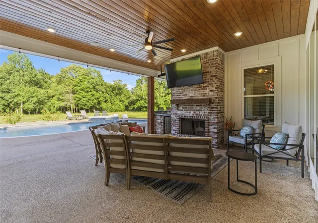 Photo 3 of Single family home for sale at 317 Private Rd 4351, Gilmer, TX 75644 | MLS# 21401161 | Listing updated on 2026-10-02