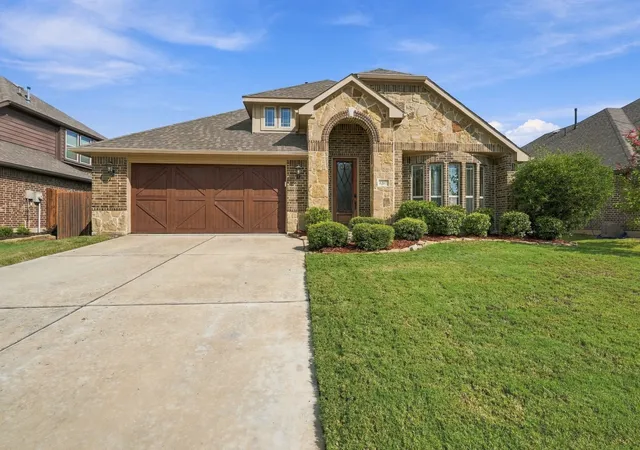 Photo 2 of Single family home for sale at 4209 Carnation Ln, Mansfield, TX 76063 | MLS# 21367020 | Listing updated on 2026-10-02