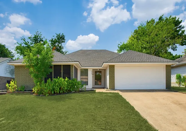 Photo 3 of Single family home for sale at 5101 Brookview Dr, Sachse, TX 75048 | MLS# 21381937 | Listing updated on 2026-10-05