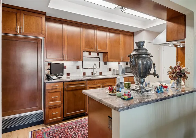 Photo 3 of Condo for sale at 6335 W Northwest Hwy #1117, Dallas, TX 75225 | MLS# 21398398 | Listing updated on 2026-10-06