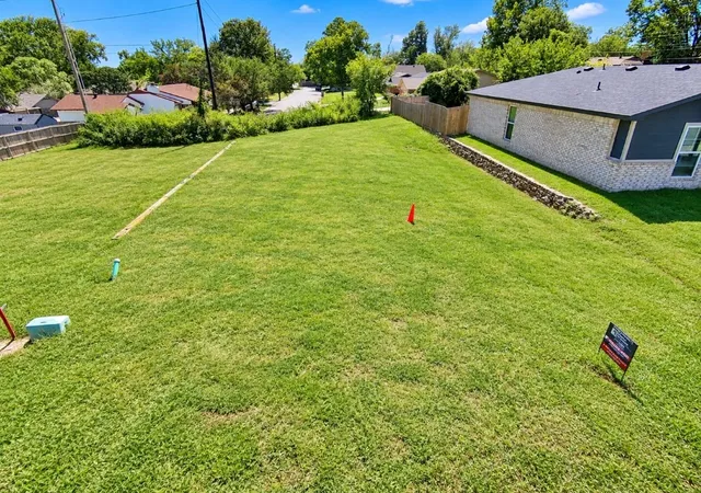 Land for sale at 2400 Miller St, Denison, TX 75020 | MLS# 21401331