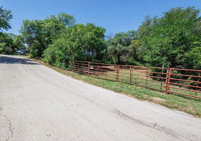 Photo 2 of Land for sale at 6912 Ireland Dr, Brownwood, TX 76801 | MLS# 21401001 | Listing updated on 2026-10-02