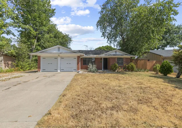 Photo 1 of Single family home for sale at 1306 N Floyd Rd, Richardson, TX 75080 | MLS# 21392575 | Listing updated on 2026-10-03