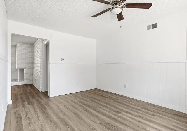 Photo 4 of Single family home for sale at 1306 N Floyd Rd, Richardson, TX 75080 | MLS# 21392575 | Listing updated on 2026-10-03