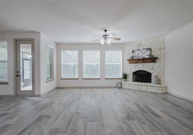 Photo 4 of Single family home for sale at 11828 State Hwy 205, Lavon, TX 75166 | MLS# 21401436 | Listing updated on 2026-10-02