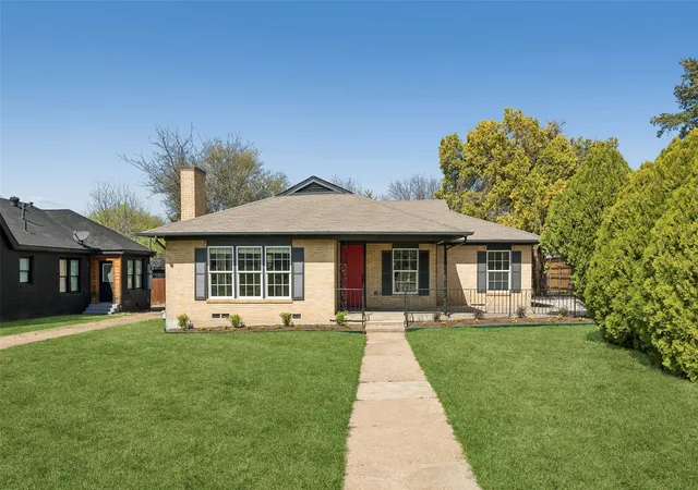 Photo 1 of Single family home for sale at 3335 Burlingdell Ave, Dallas, TX 75211 | MLS# 21401448 | Listing updated on 2026-10-02