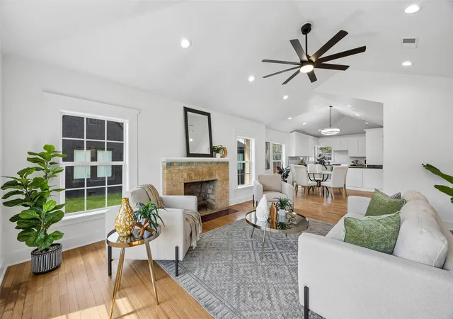 Photo 3 of Single family home for sale at 3335 Burlingdell Ave, Dallas, TX 75211 | MLS# 21401448 | Listing updated on 2026-10-02